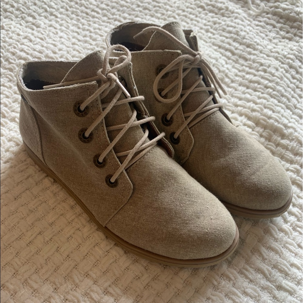 Bear paw Boots